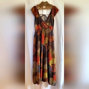 Erica Brooke Plus Size 36 Maxi Wrap Dress Tie Waist & Back V-Back Paisley Design